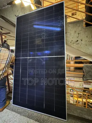 700w Solar Panel