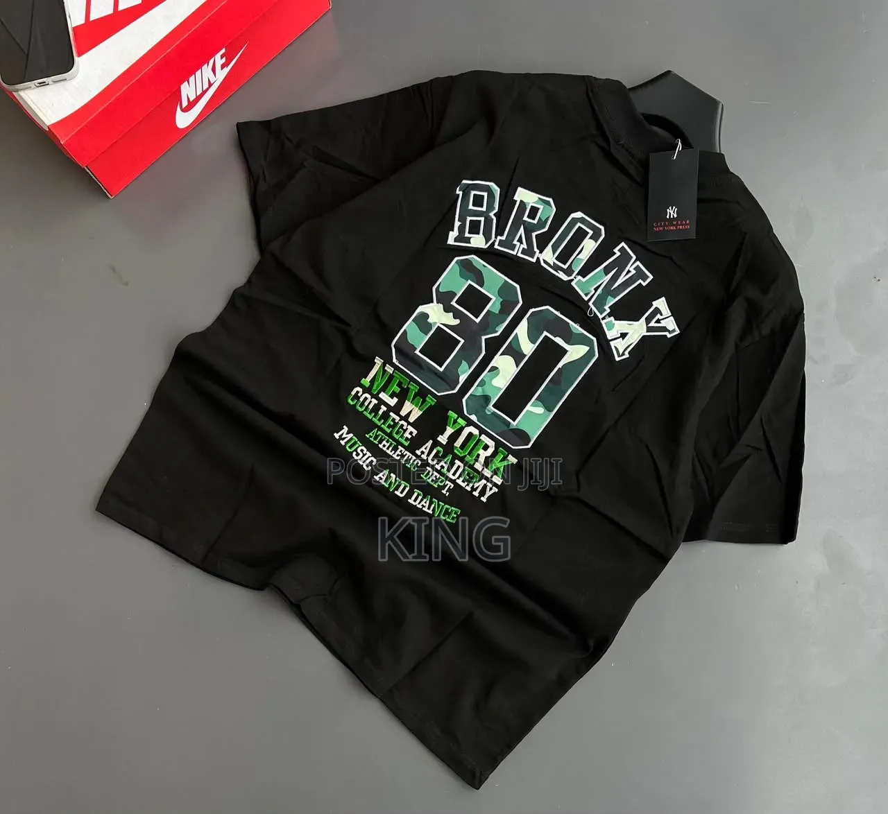 Amiri, Hellstar, and Off-White Branded Streetwear T-Shirts.