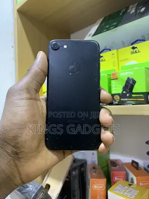 Apple iPhone 7 128 GB Black
