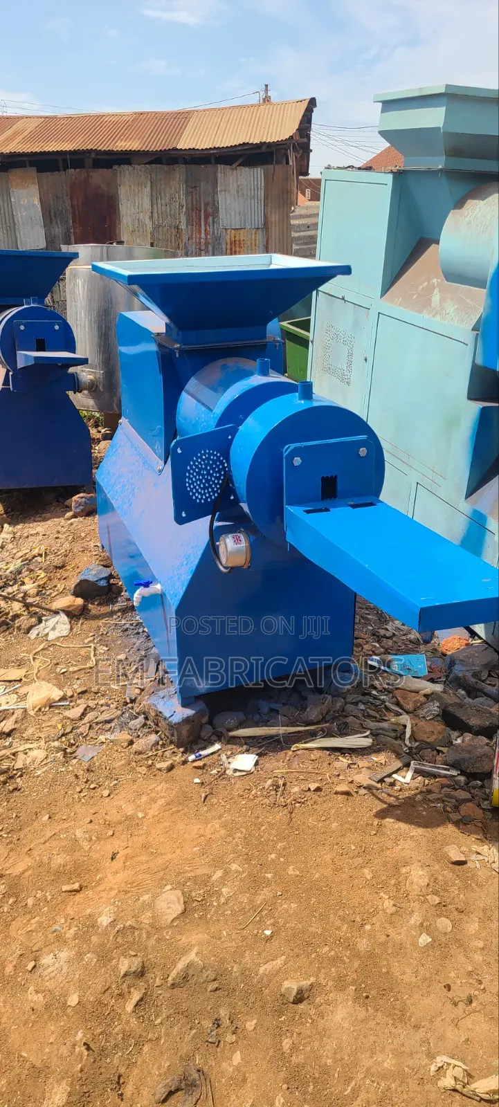 Soap Making Machine. 5 Years Warranty 1 Year Guaranty. 600kgs/Hr.