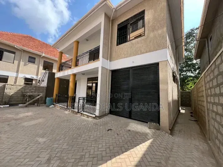 4bdrm Duplex in Bukooto, Nakawa for rent