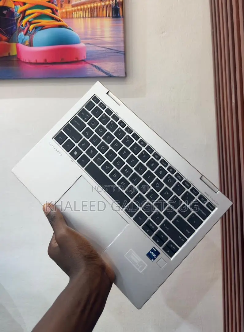 Laptop HP EliteBook 830 G9 16GB Intel Core i5 SSD 256GB