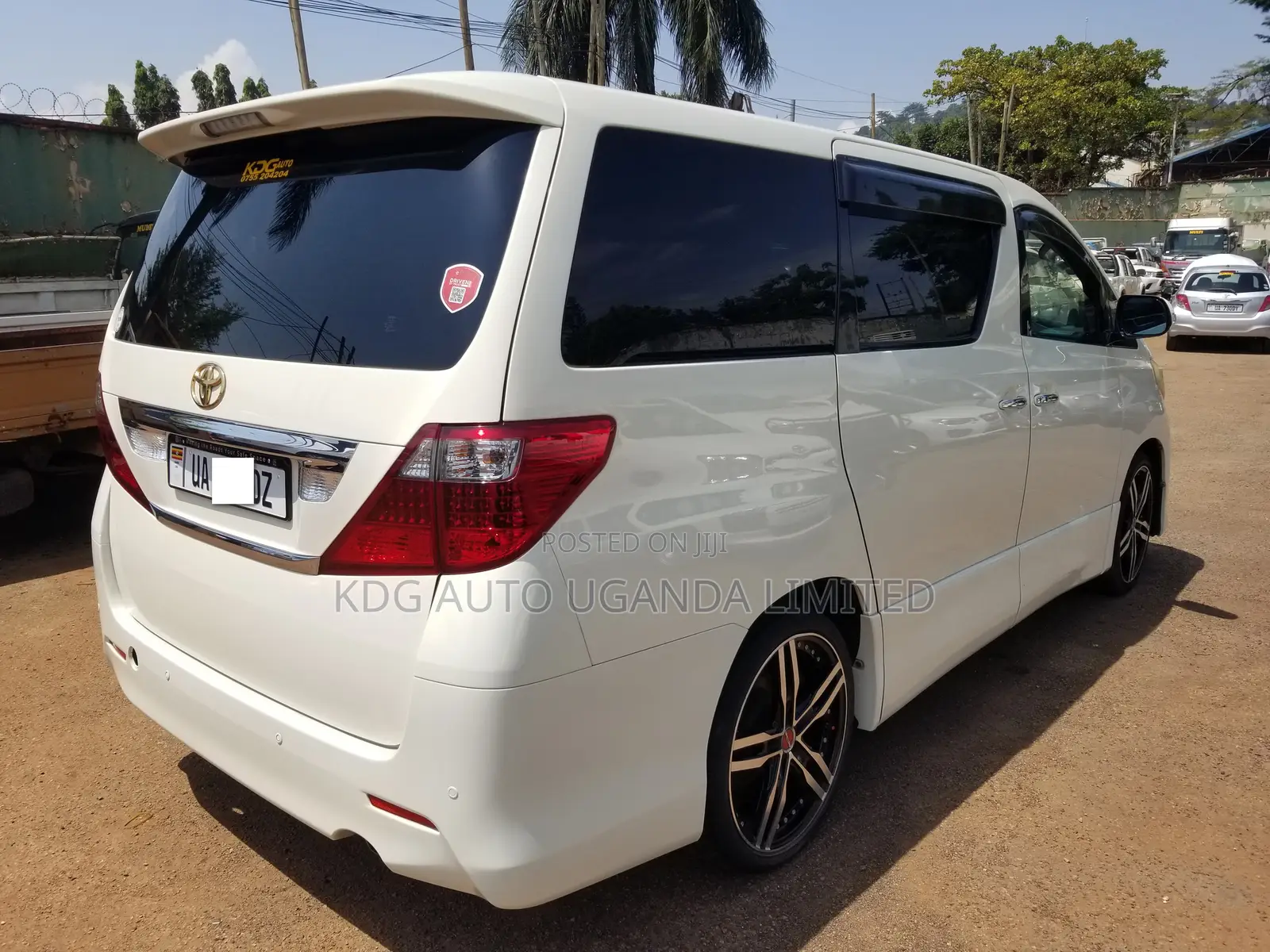 Toyota Alphard 2.4 Petrol FWD 2011 Pearl