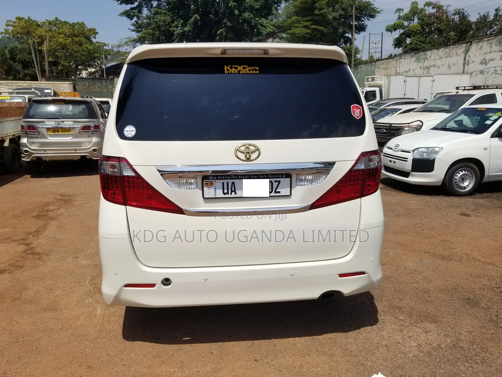 Toyota Alphard 2.4 Petrol FWD 2011 Pearl