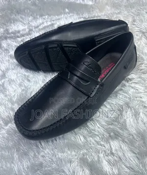 Clarks Men's Leather Made Loafers -Black