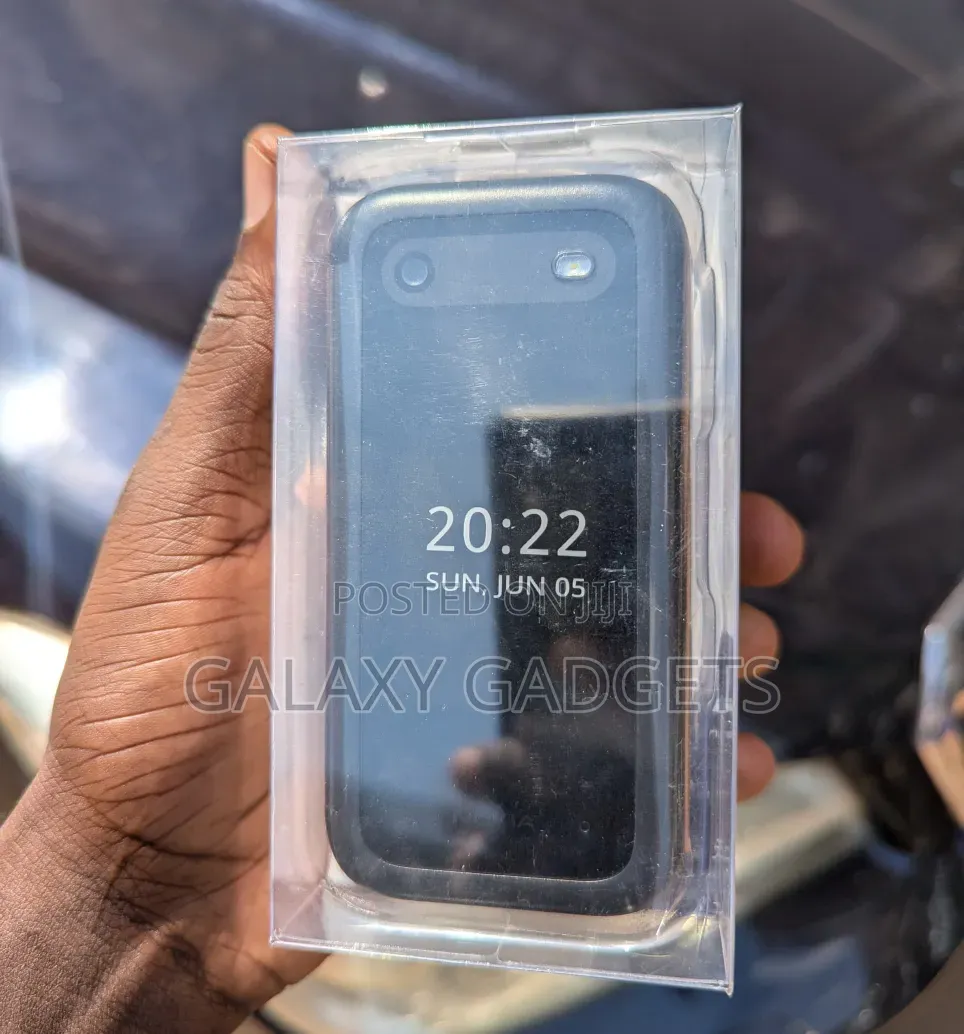 New Nokia 2660 Flip Black