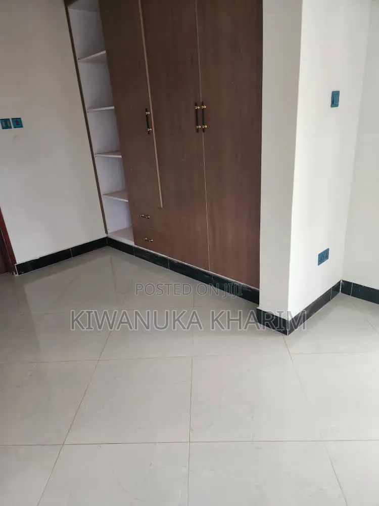 Furnished 2bdrm Apartment in Kiwanuka Kharim, Wakiso / Wakiso for rent