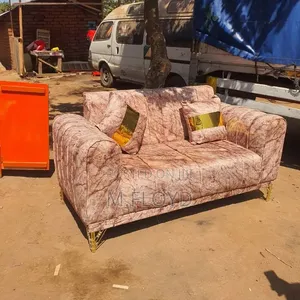 Shinny and Good Looking 2seater,No Cushions