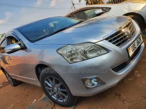 Toyota Premio 2010 Silver