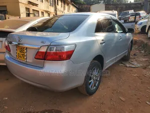 Toyota Premio 2010 Silver