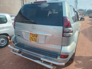 Toyota Land Cruiser Prado 2003 Blue