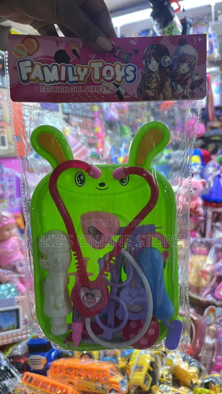 Green Rabbit-Shaped Family Toys Doctor Play Set