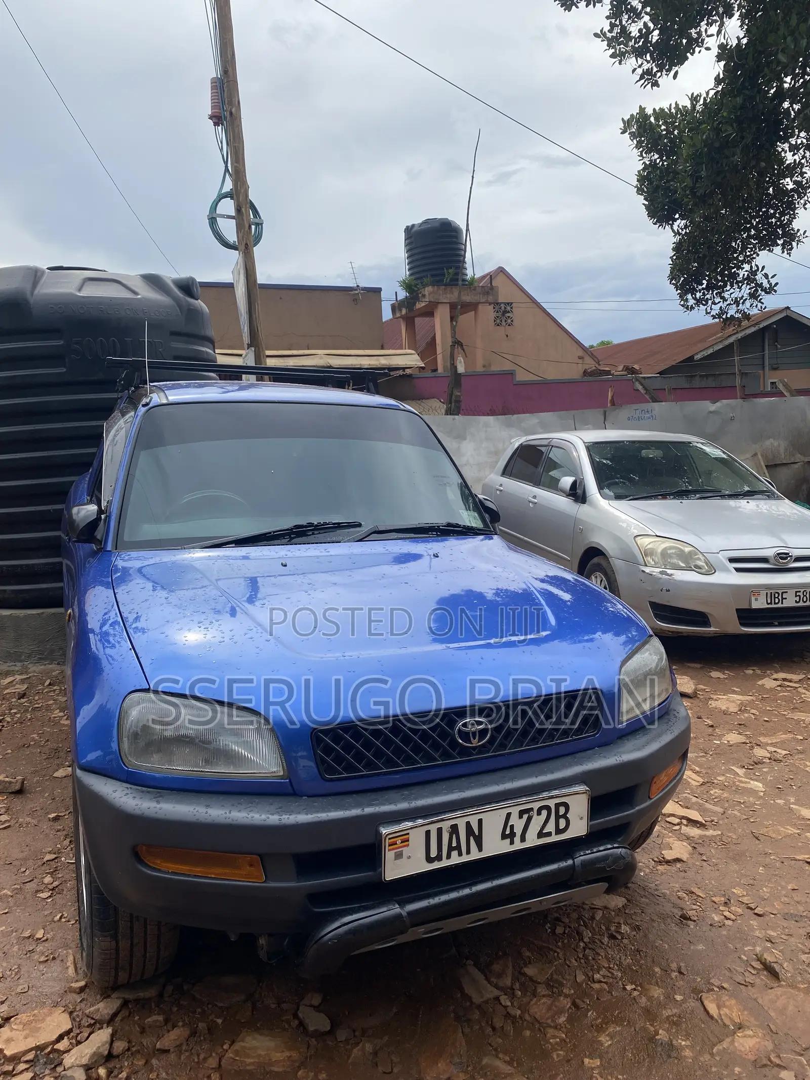 Toyota RAV4 Base FWD 1999 Black