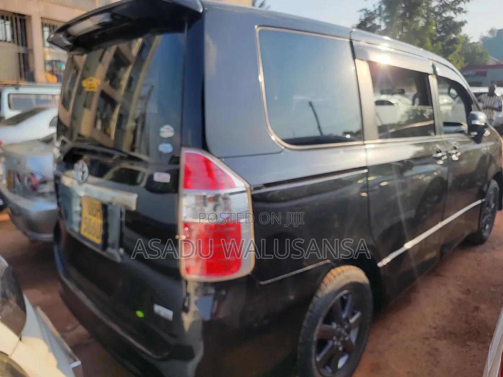 Toyota Noah 2009 Black