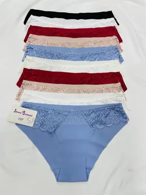 Savana Boulevard Vip Seamless Bikini Panties With Lace Hip Panels