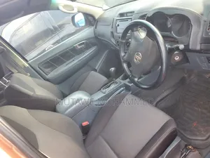 Toyota Hilux 2012 Gold