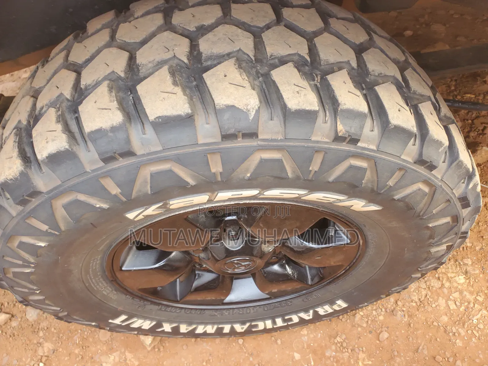 Toyota Hilux 2012 Gold