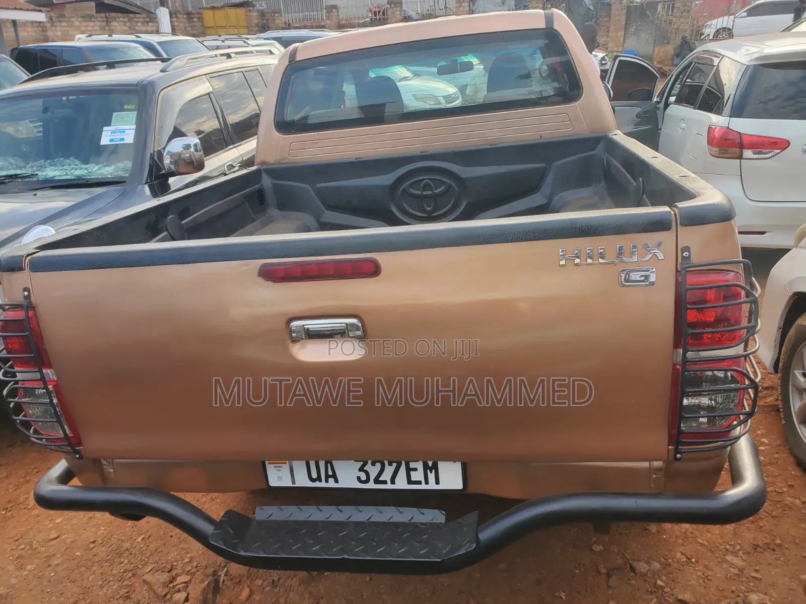 Toyota Hilux 2012 Gold