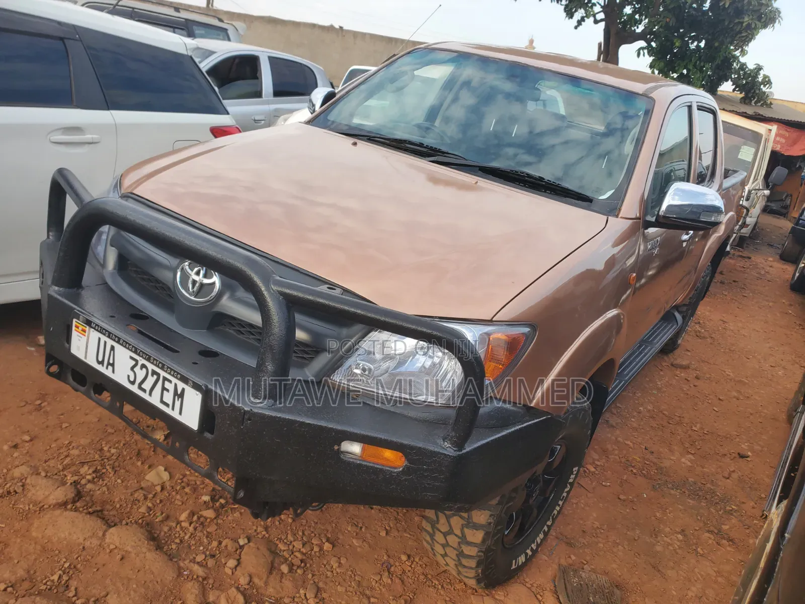 Toyota Hilux 2012 Gold