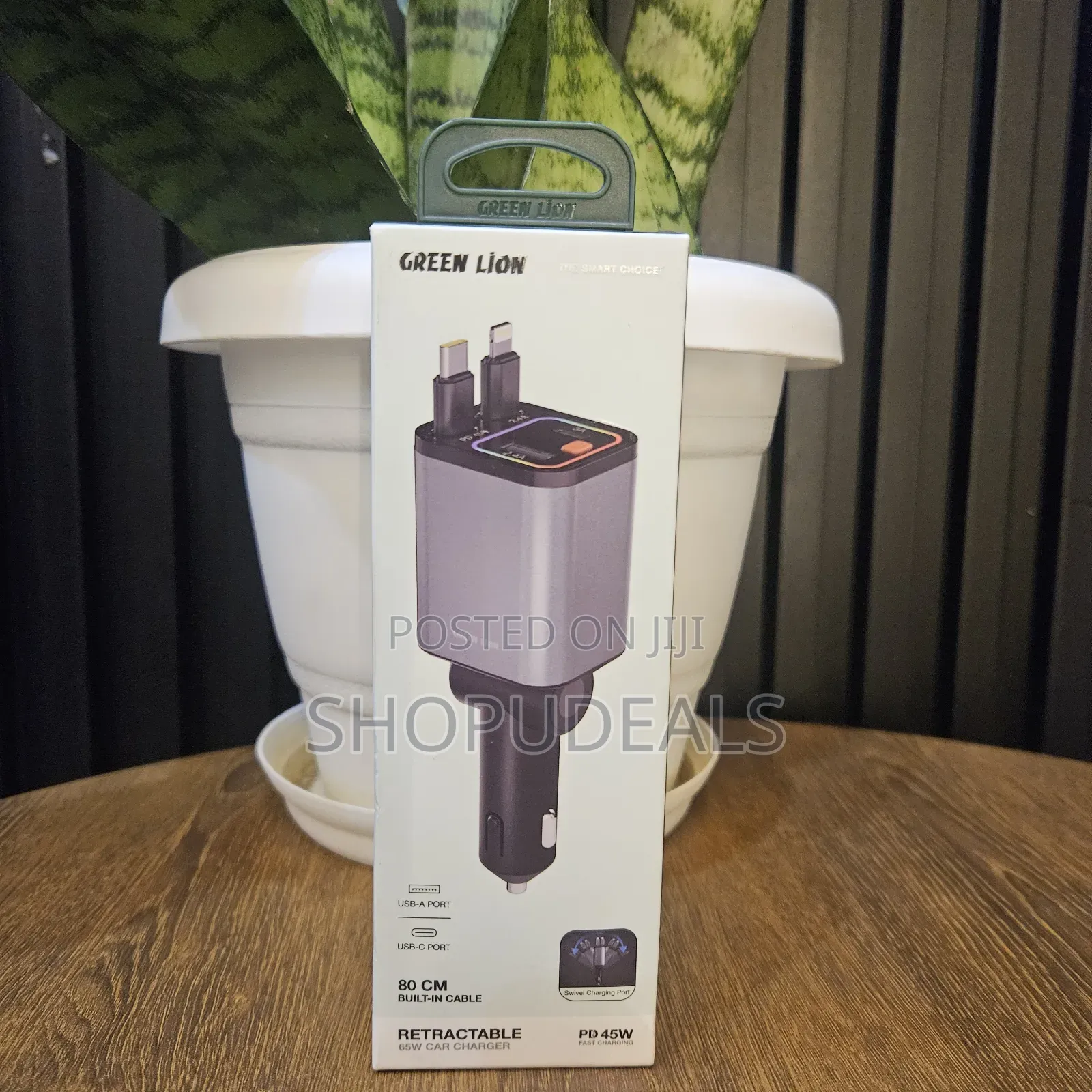Green Lion Retractable 65w Car Charger - Grey