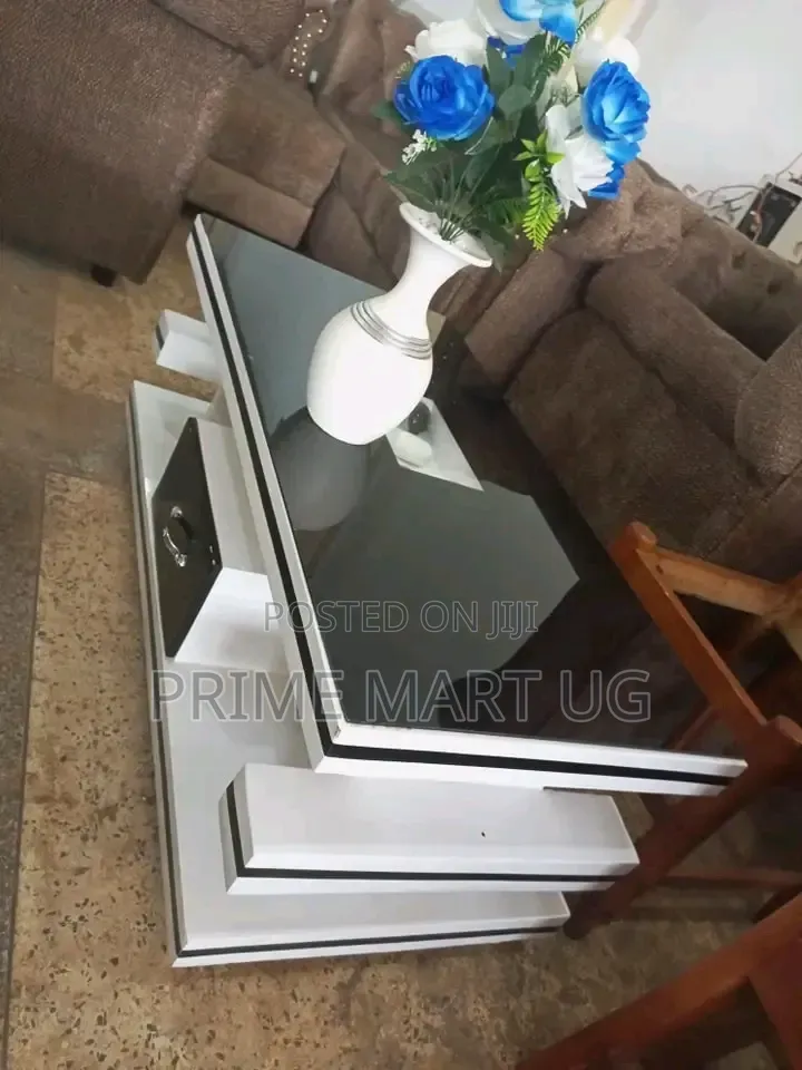 Centre Tables/Classic Center Table/Center Tables/Coffee Table/Table56
