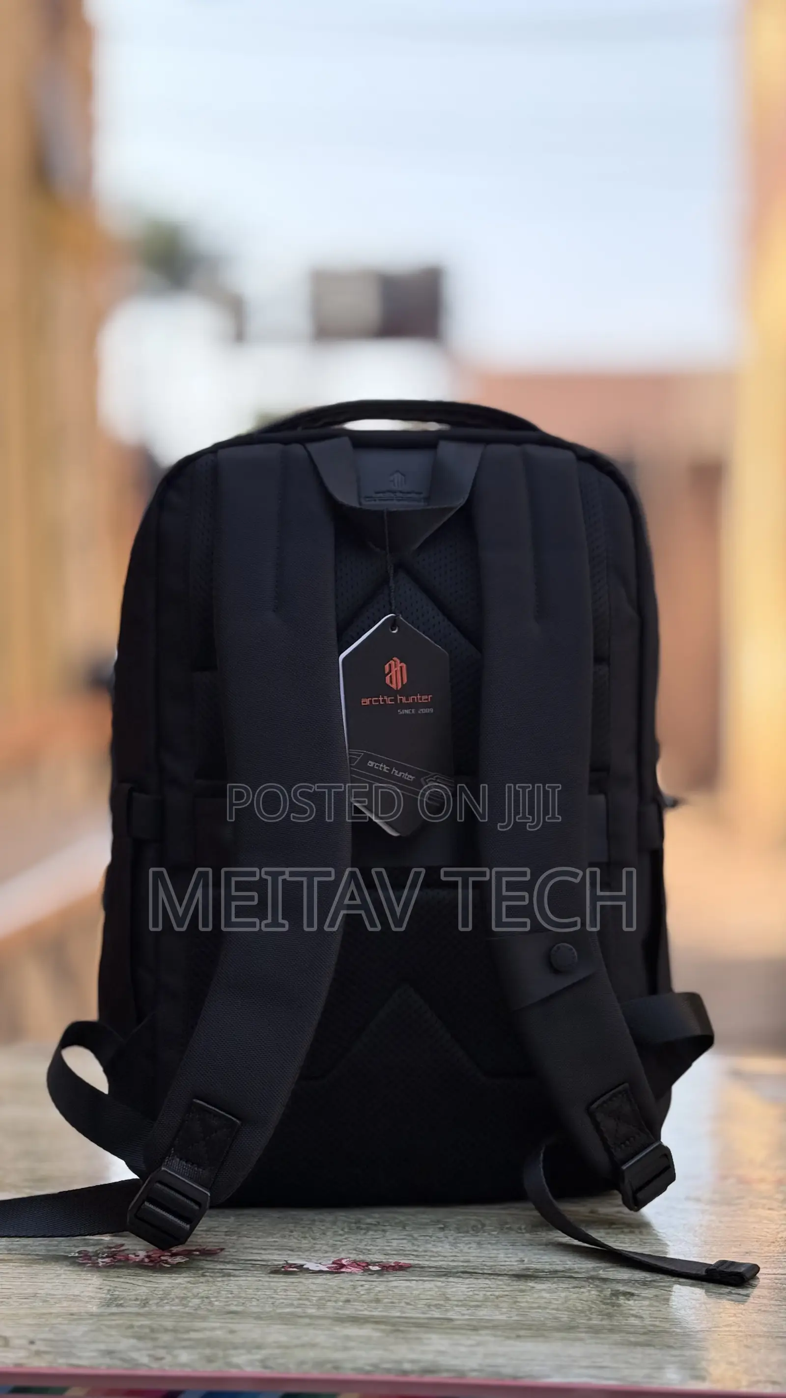 Arctic Hunter 16.5-Inch Durable Casual Daypack
