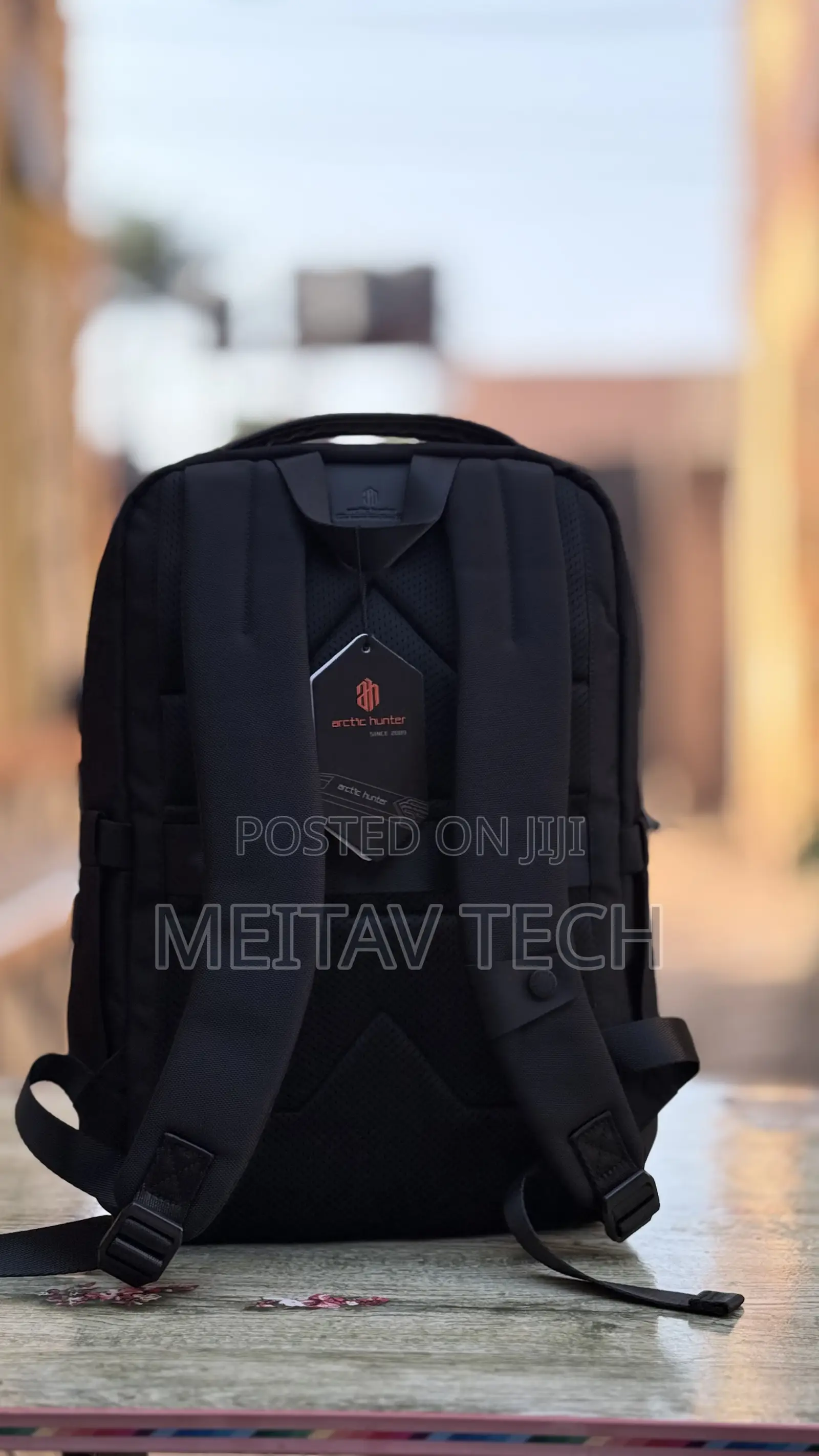 Arctic Hunter 16.5-Inch Durable Casual Daypack