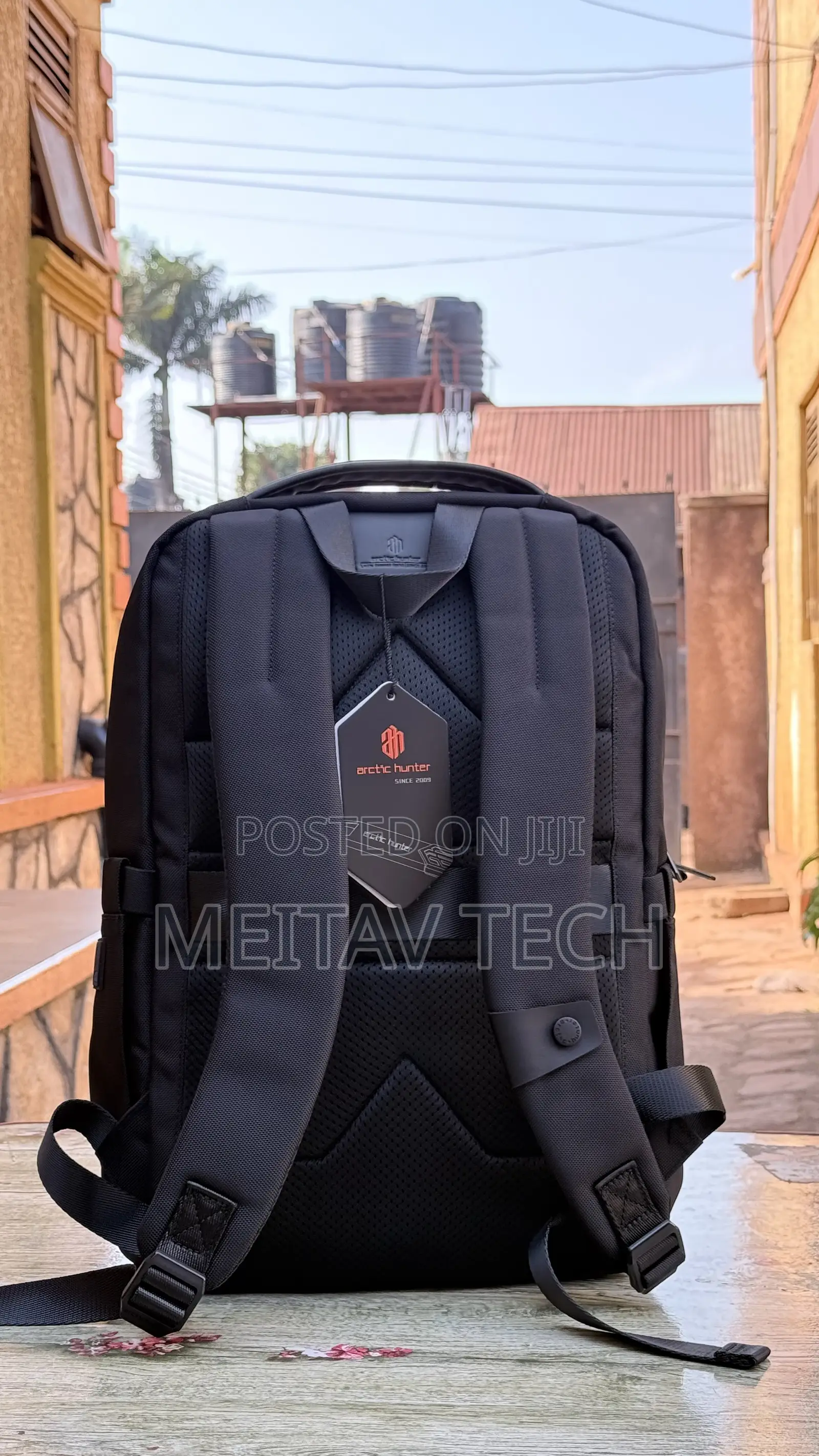 Arctic Hunter 16.5-Inch Durable Casual Daypack