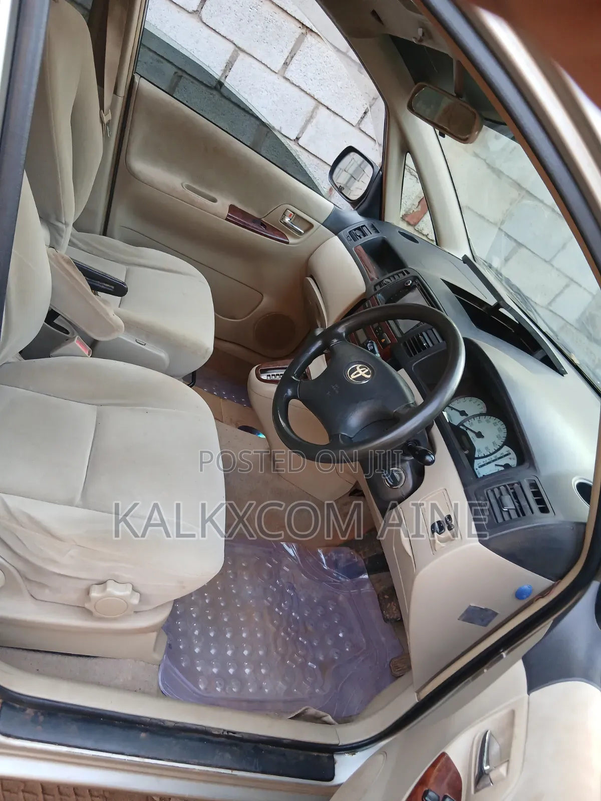 Toyota Corolla Spacio 2004 Gold