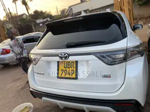 Toyota Harrier 2017 White