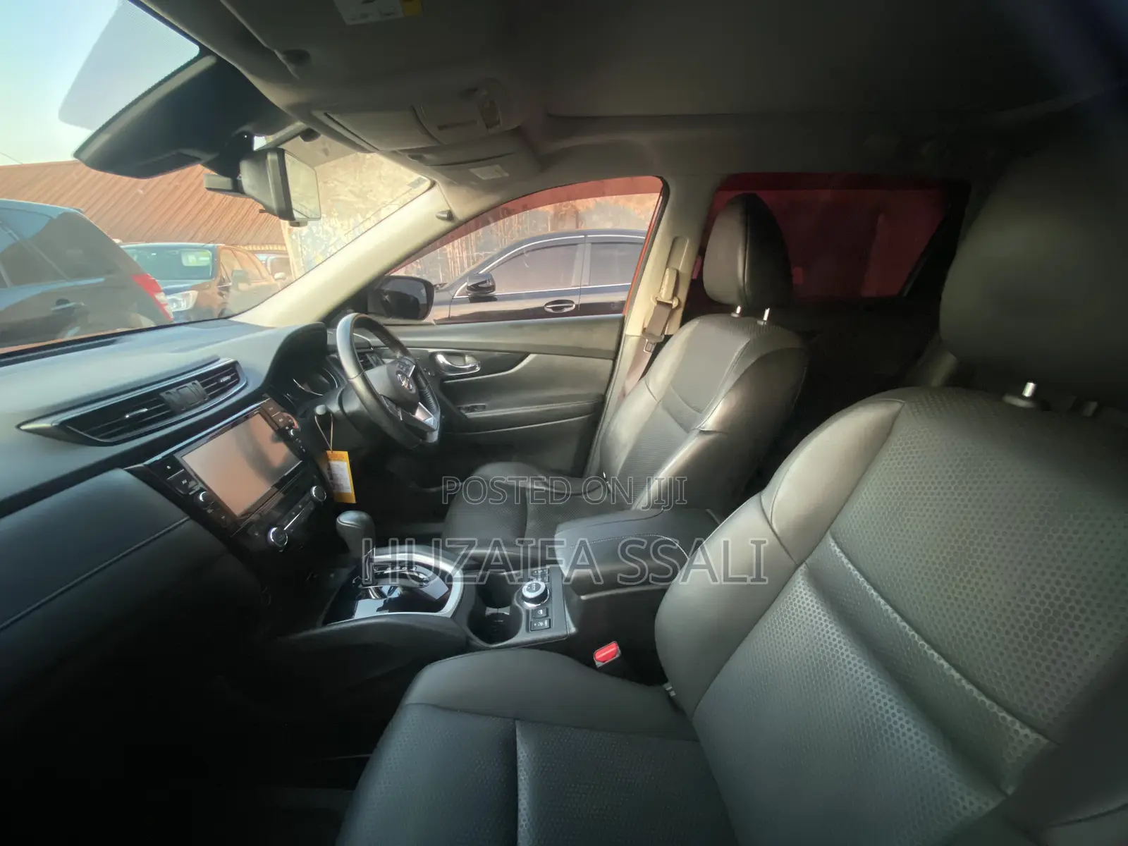 Nissan X-Trail 2010 Gold