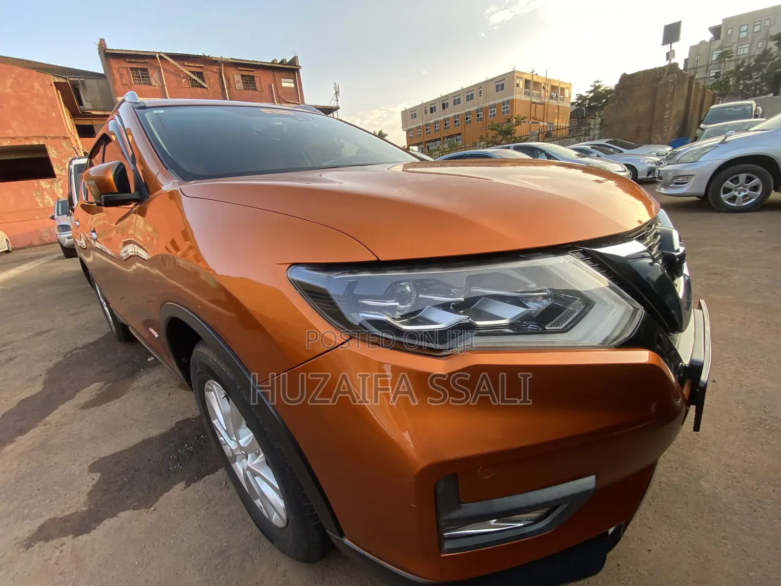 Nissan X-Trail 2010 Gold
