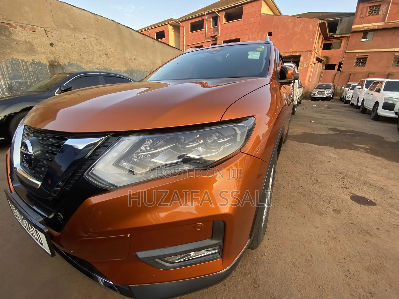 Nissan X-Trail 2010 Gold