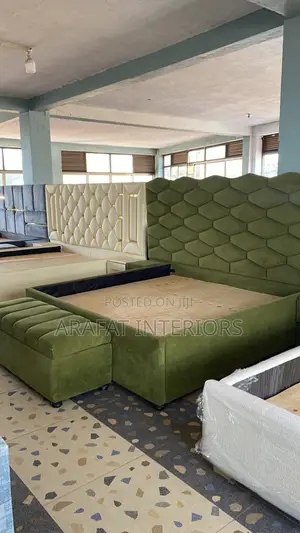 Obsessed With This Rich Emerald Green Velvet Bed! 
