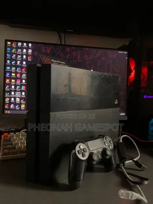 Ps4 With 12 Games + 2pads: Your Friends Will Visit Without Food.