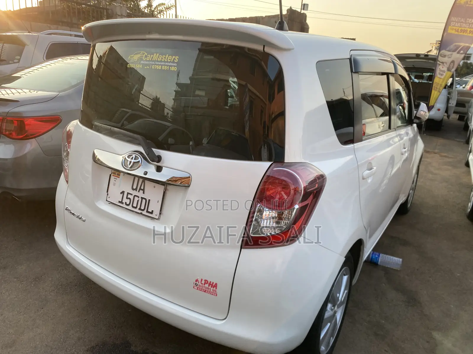 Toyota Ractis 2011 White