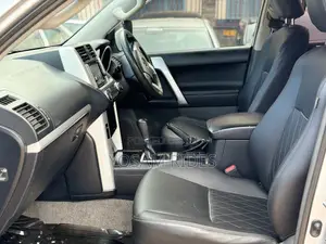 Toyota Land Cruiser Prado 2.8 D-4D 2015 Silver