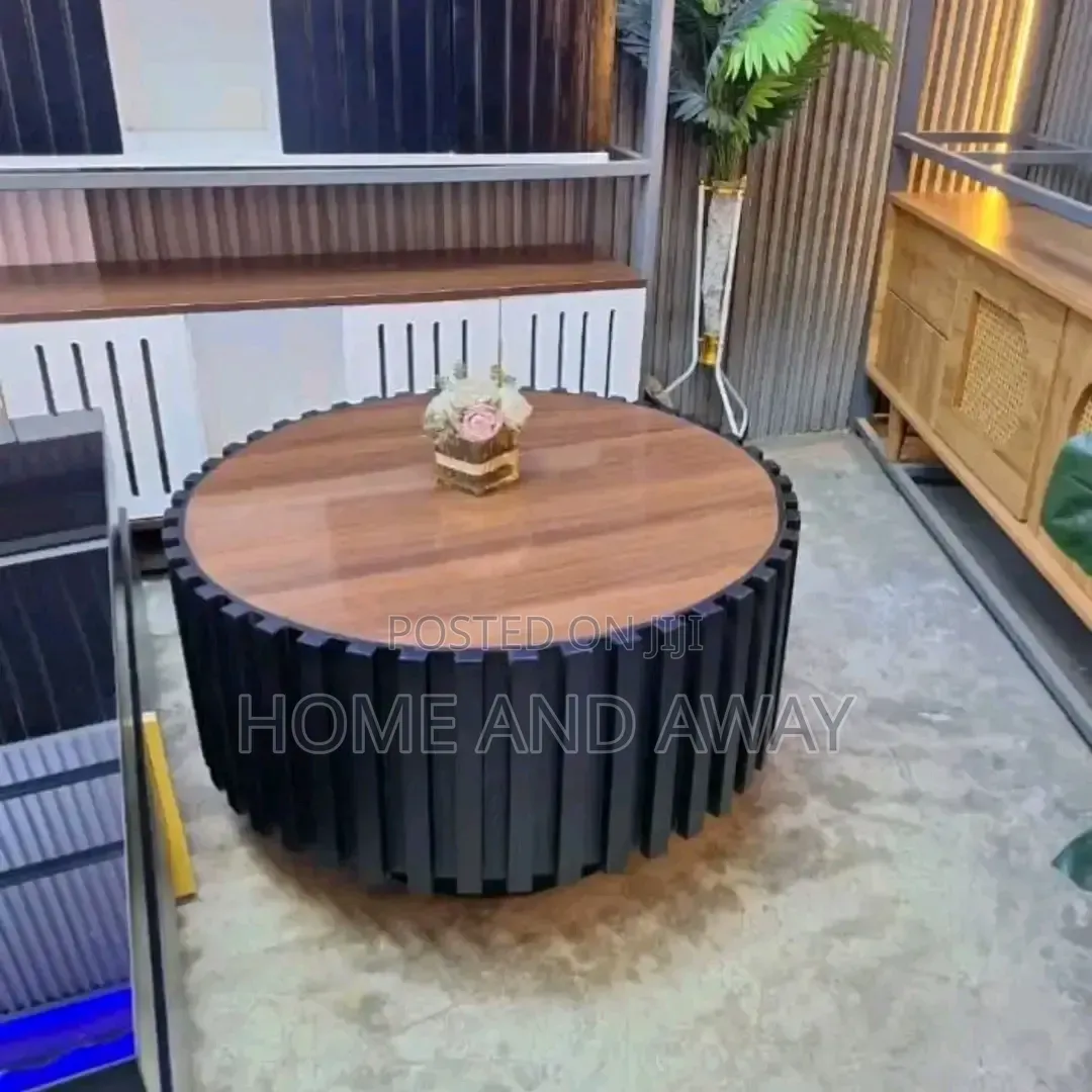 Laminated Wood Round Center Tables in Any Colour From 680,000/-