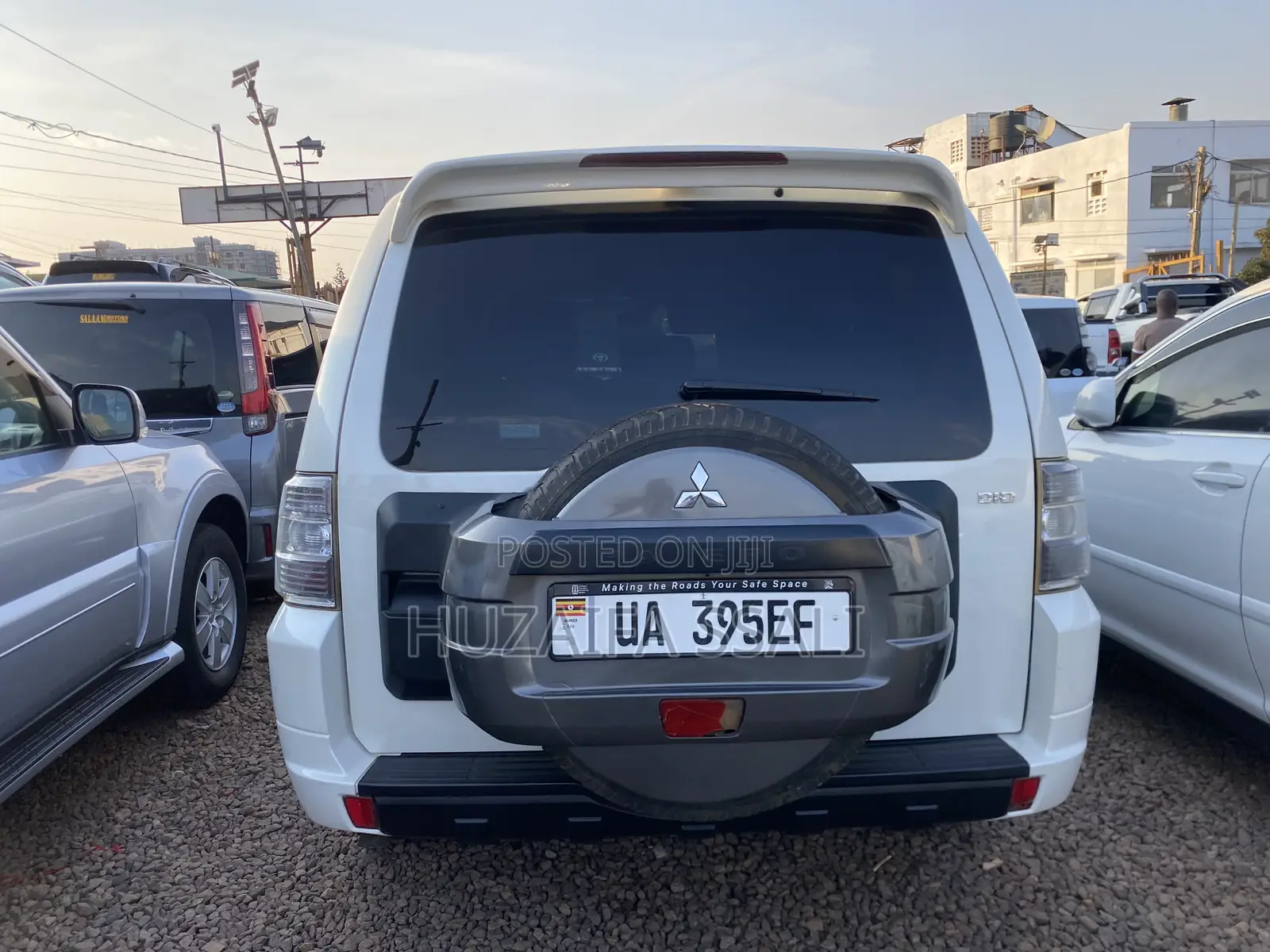 Mitsubishi Pajero 2015 White