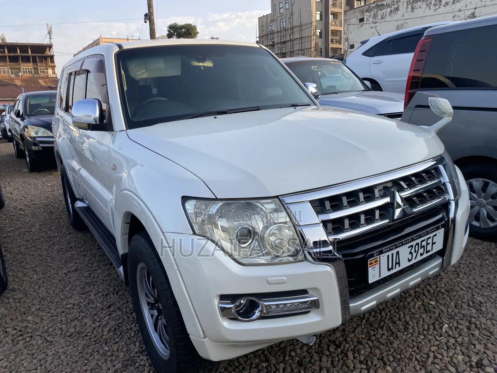 Mitsubishi Pajero 2015 White