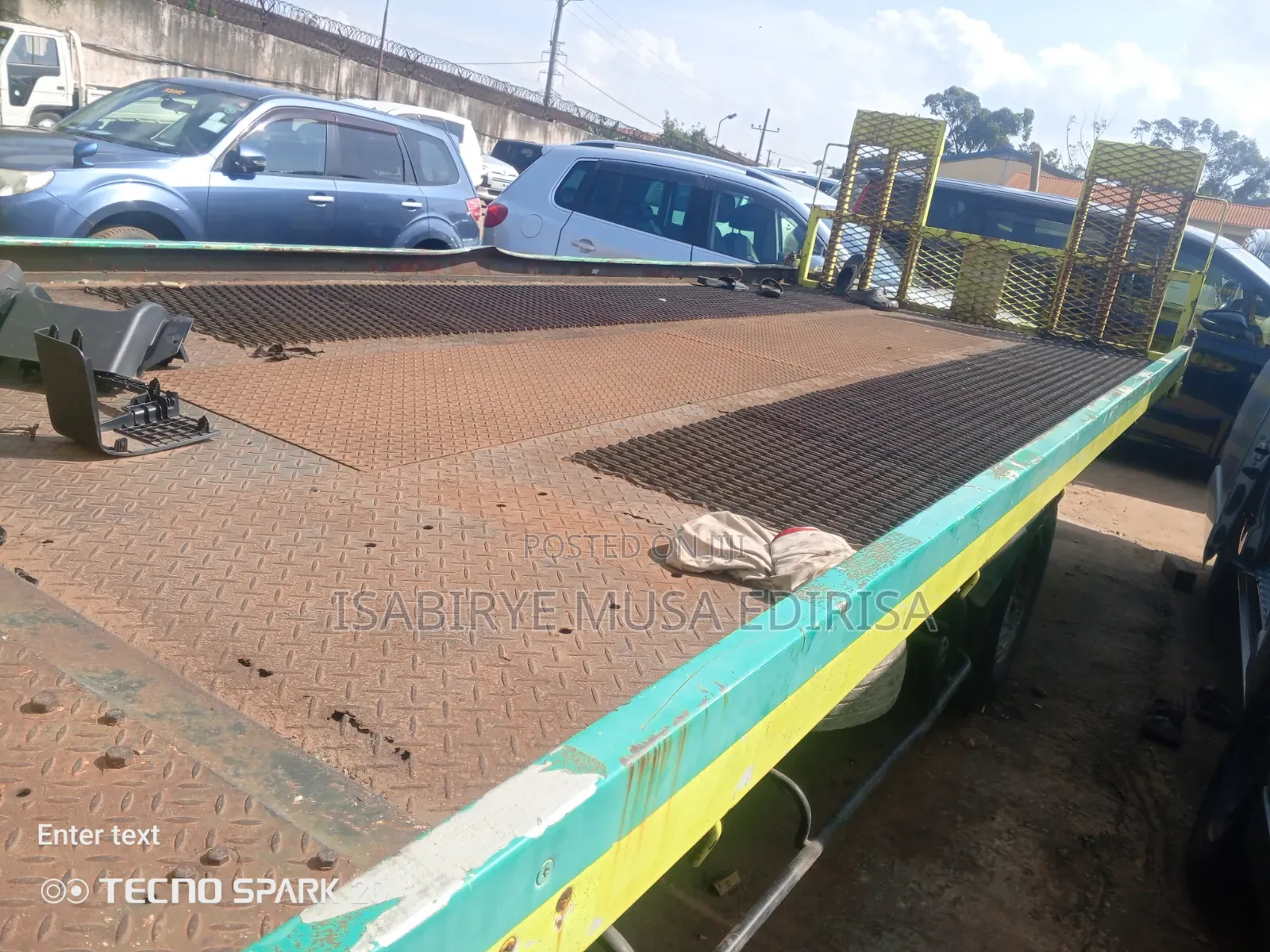 Isuzu Crane NRR 66