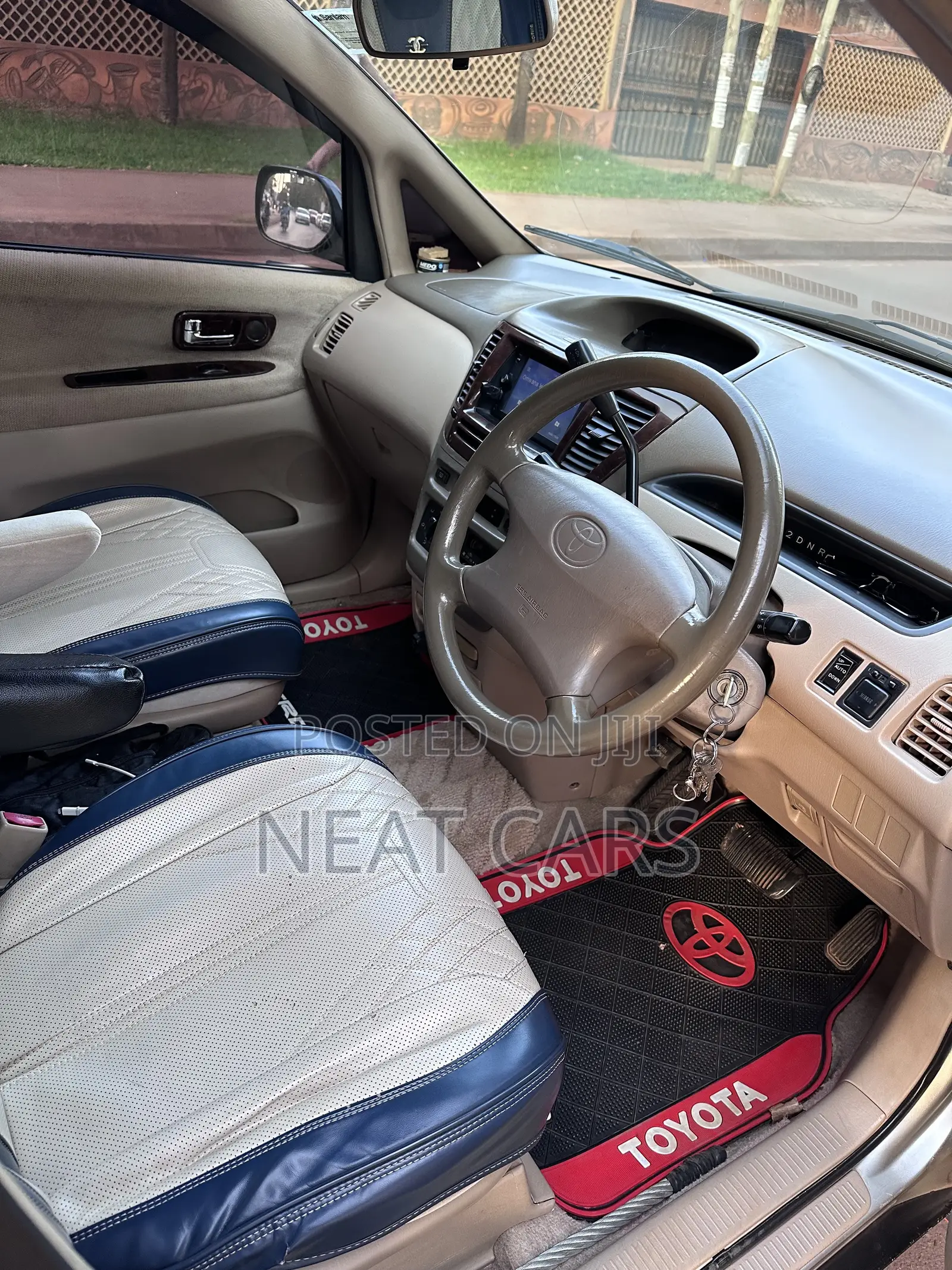 Toyota Nadia 2002 Silver