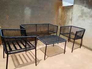 5 Seaters Garden Chairs With Center Table in Any Colour 1,600,000/-