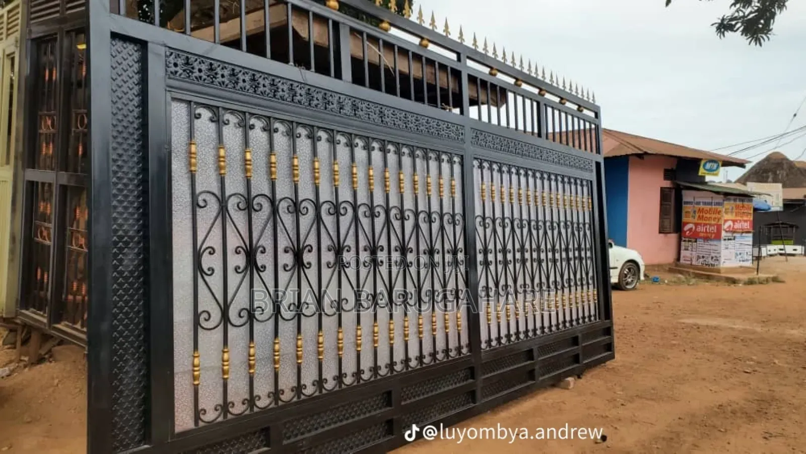 Sliding Gate