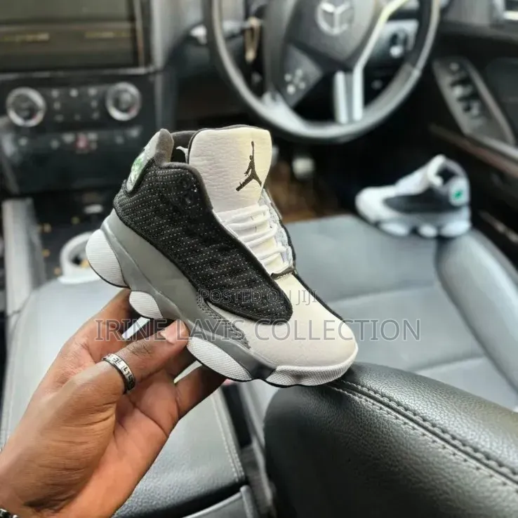 Kid's Nike Air Jordan 13 Retro Sneakers