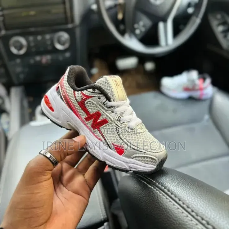 Kids Unisex New Balance 9060 Sneakers.