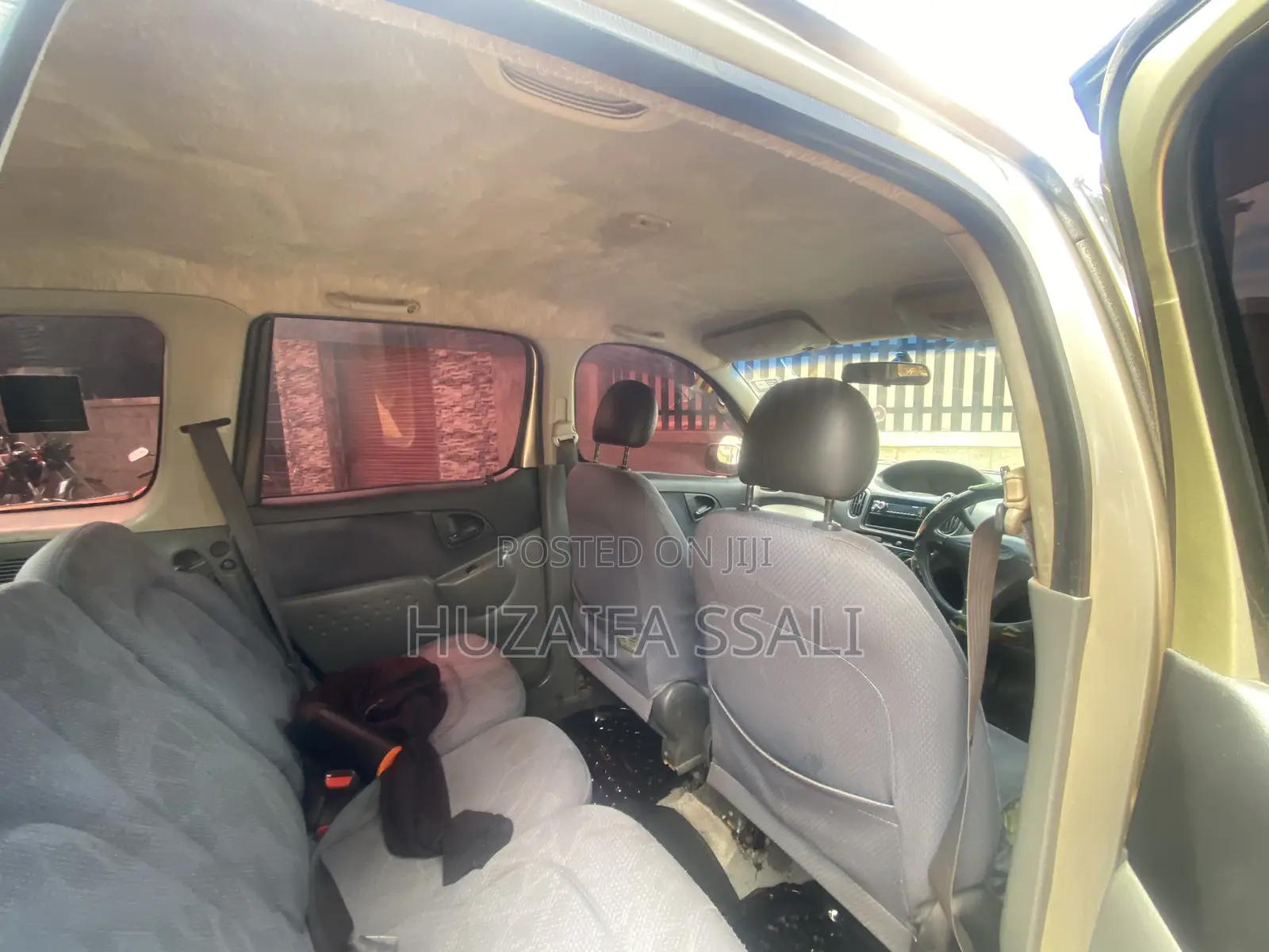 Toyota Fun Cargo 2009 Brown