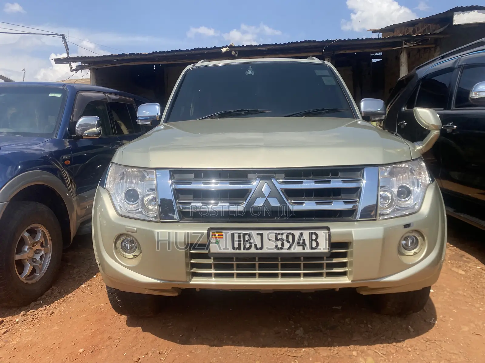 Mitsubishi Pajero 2008 Gold