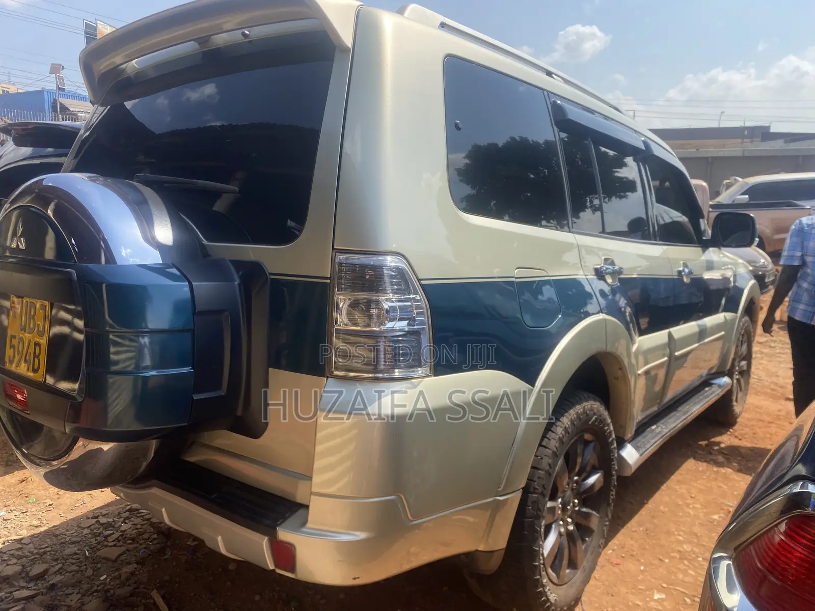 Mitsubishi Pajero 2008 Gold