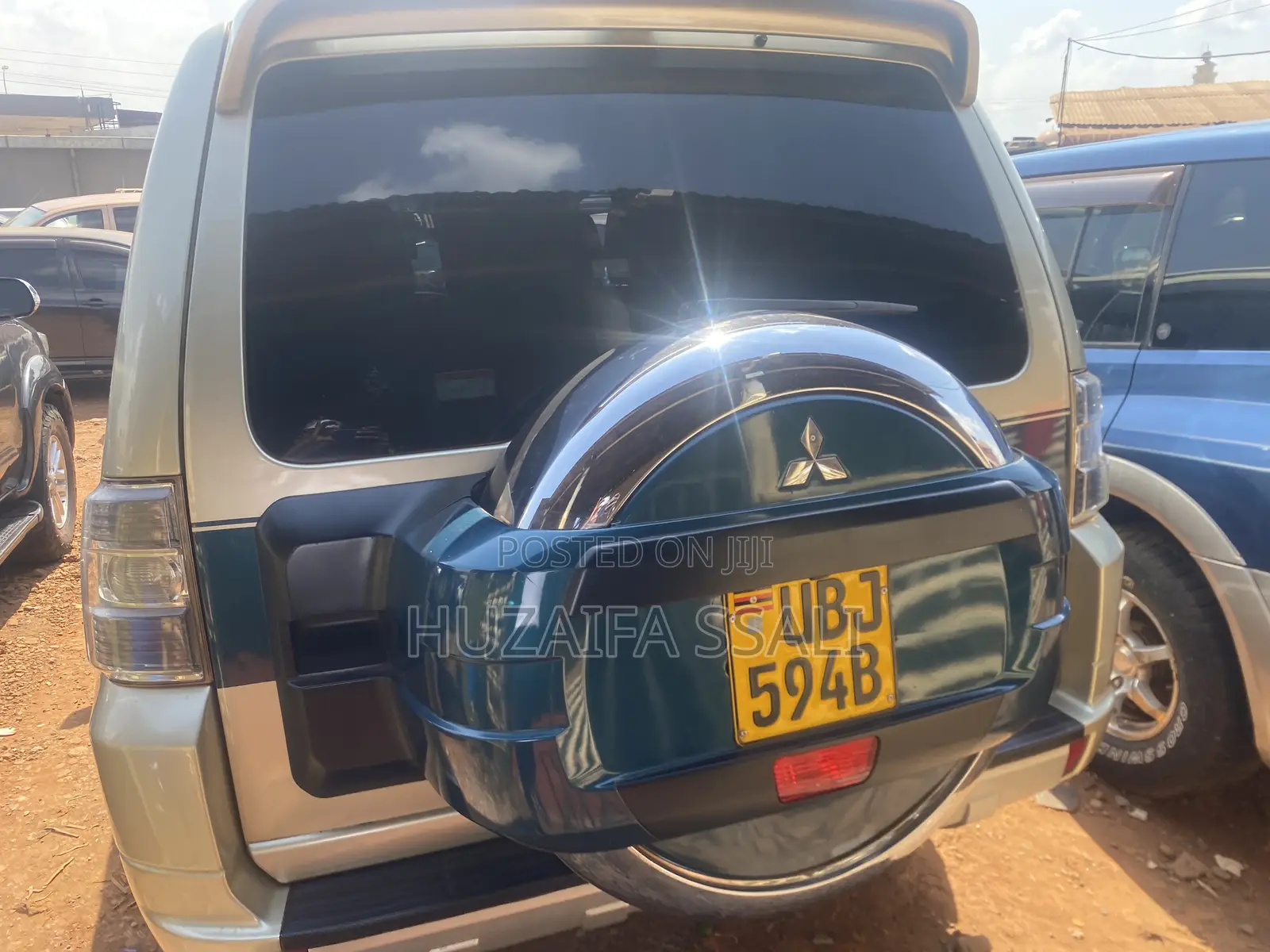 Mitsubishi Pajero 2008 Gold